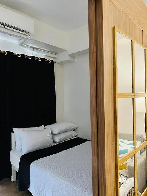 #30 Spring Residences Tower 2 Manila 0*,  Filipinas